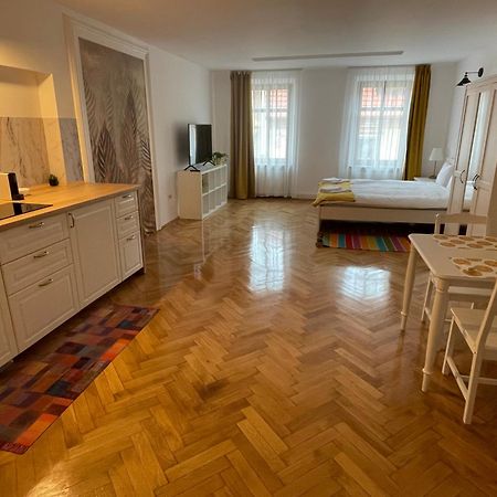 Cozy Stay Brasov Bagian luar foto