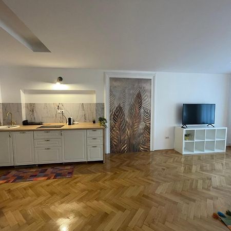 Cozy Stay Brasov Bagian luar foto