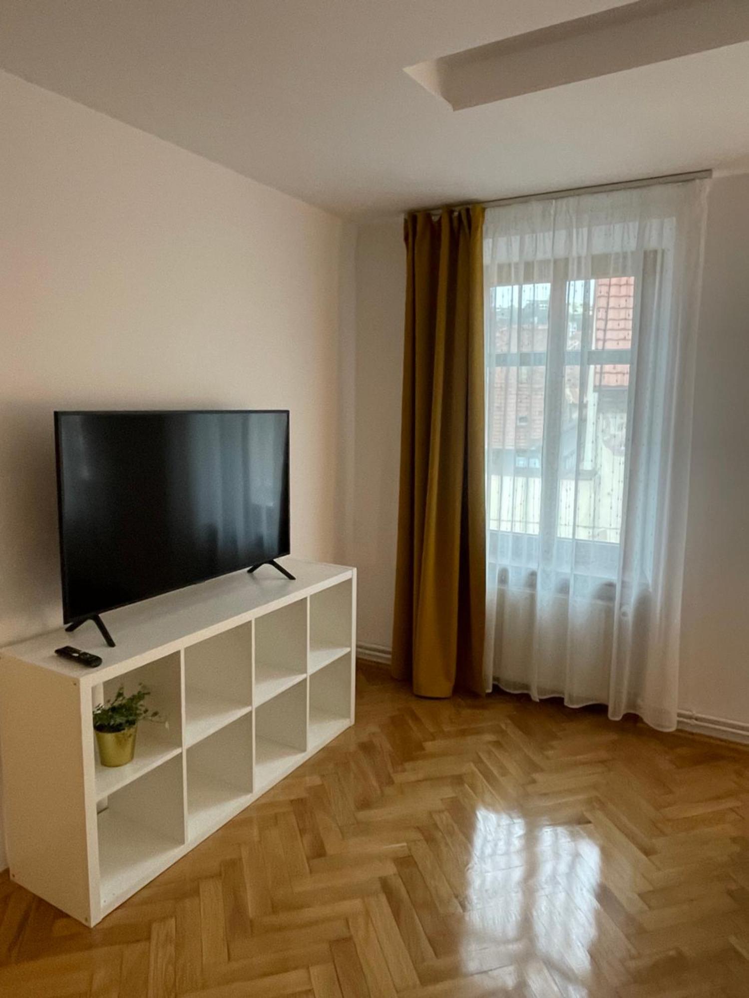 Cozy Stay Brasov Bagian luar foto